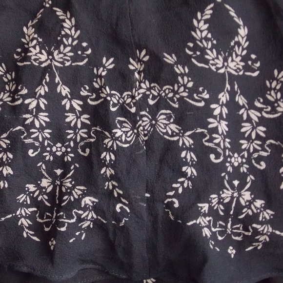 Vintage Alfani Black Silk and Silk Chiffon Skirt - Picture 4 of 7